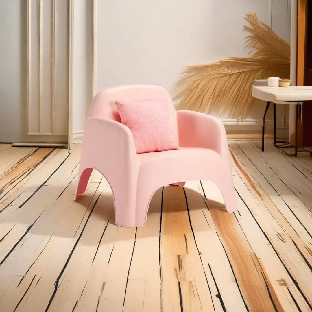 Kids Outdoor Chair Plastic - Una silla de sofá para niños