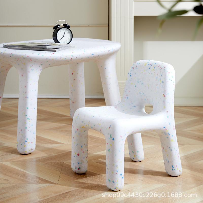 Silla Infantil de Plástico Eco - Kids Outdoor Chair Plastic reseña y precio