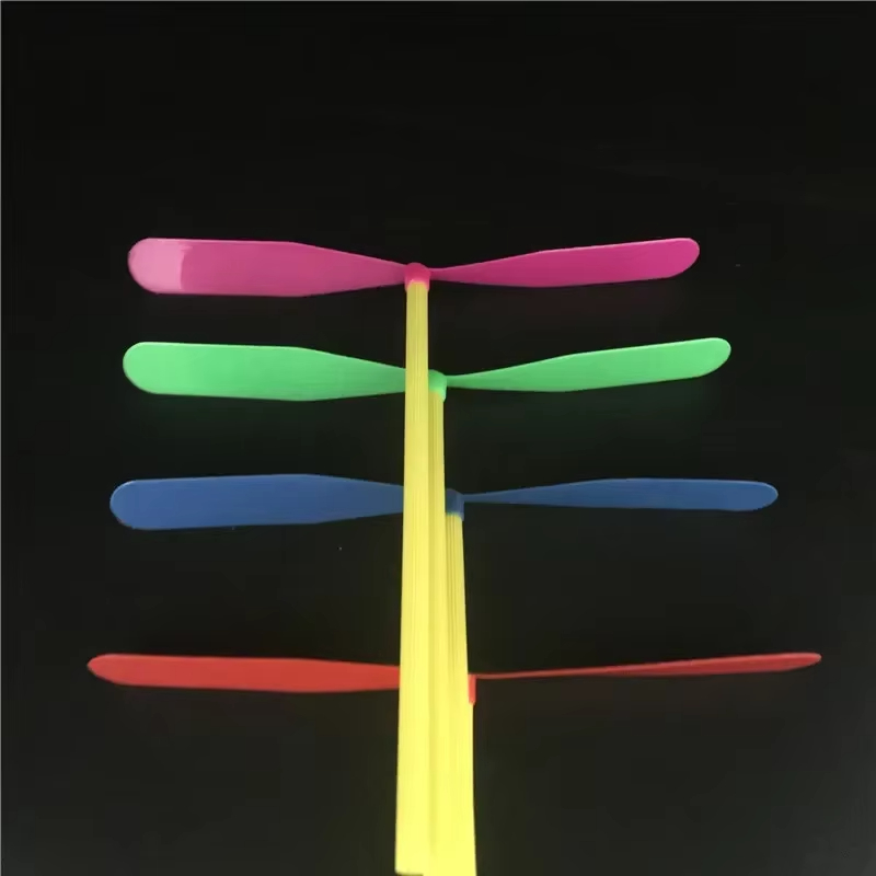 Juguete Volador de Libélula de - Kids Outdoor Movie Night reseña y precio